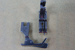 SP-18 1/16" Лапка с пружинным бортиком справа 1,6 мм